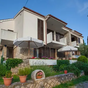 Ljubo & Lili Apartment Cres