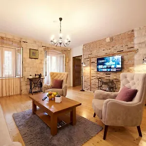 Capo - Old Town - Parking Apartment Trogir